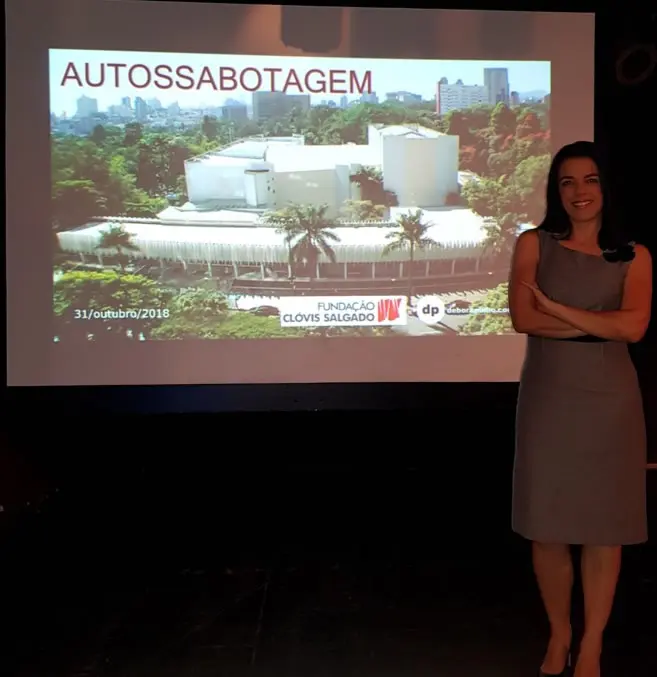 Consultora de Vendas Débora Pinho 6 A Débora das Vendas